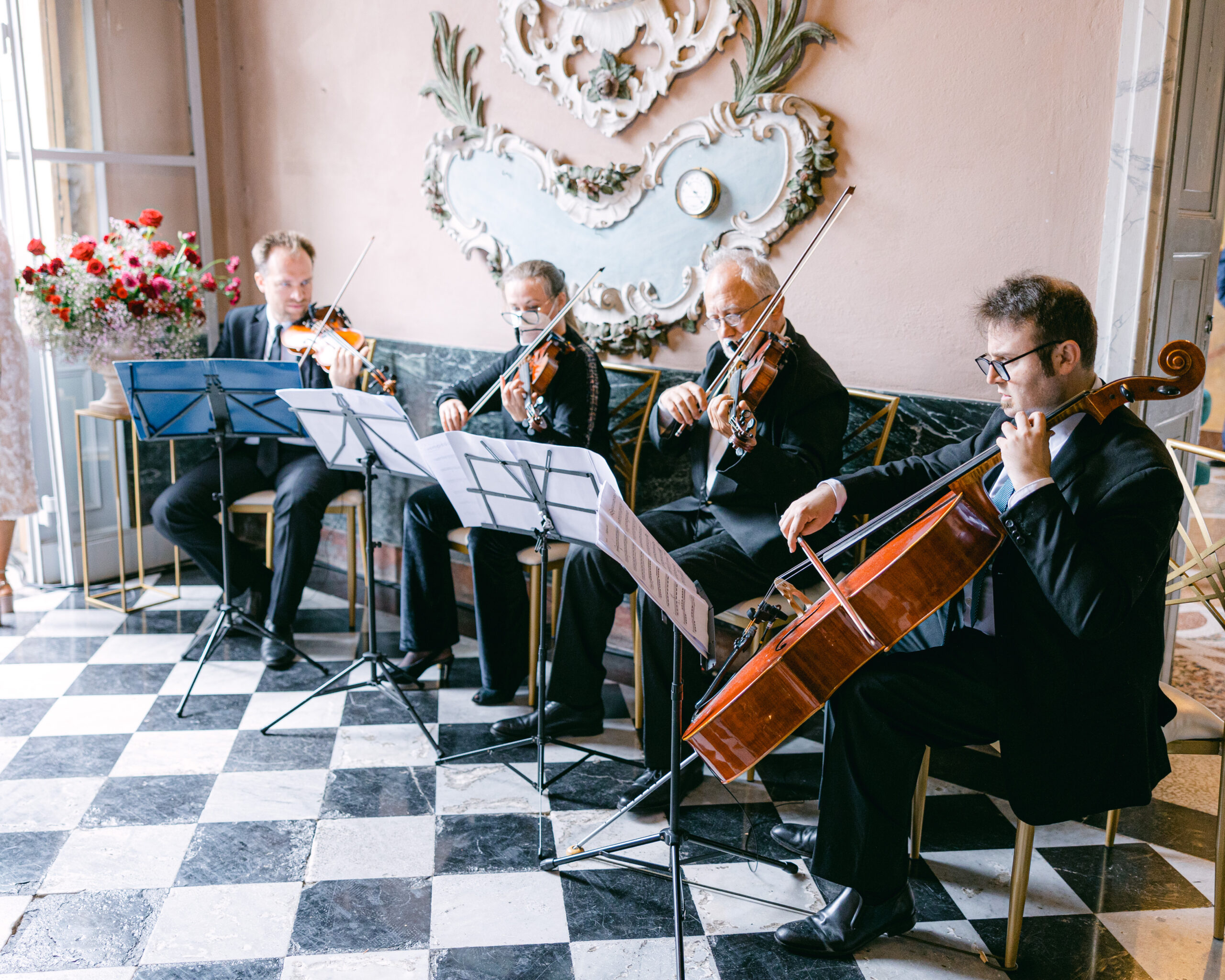 String quartet for wedding ceremony on Lake Como