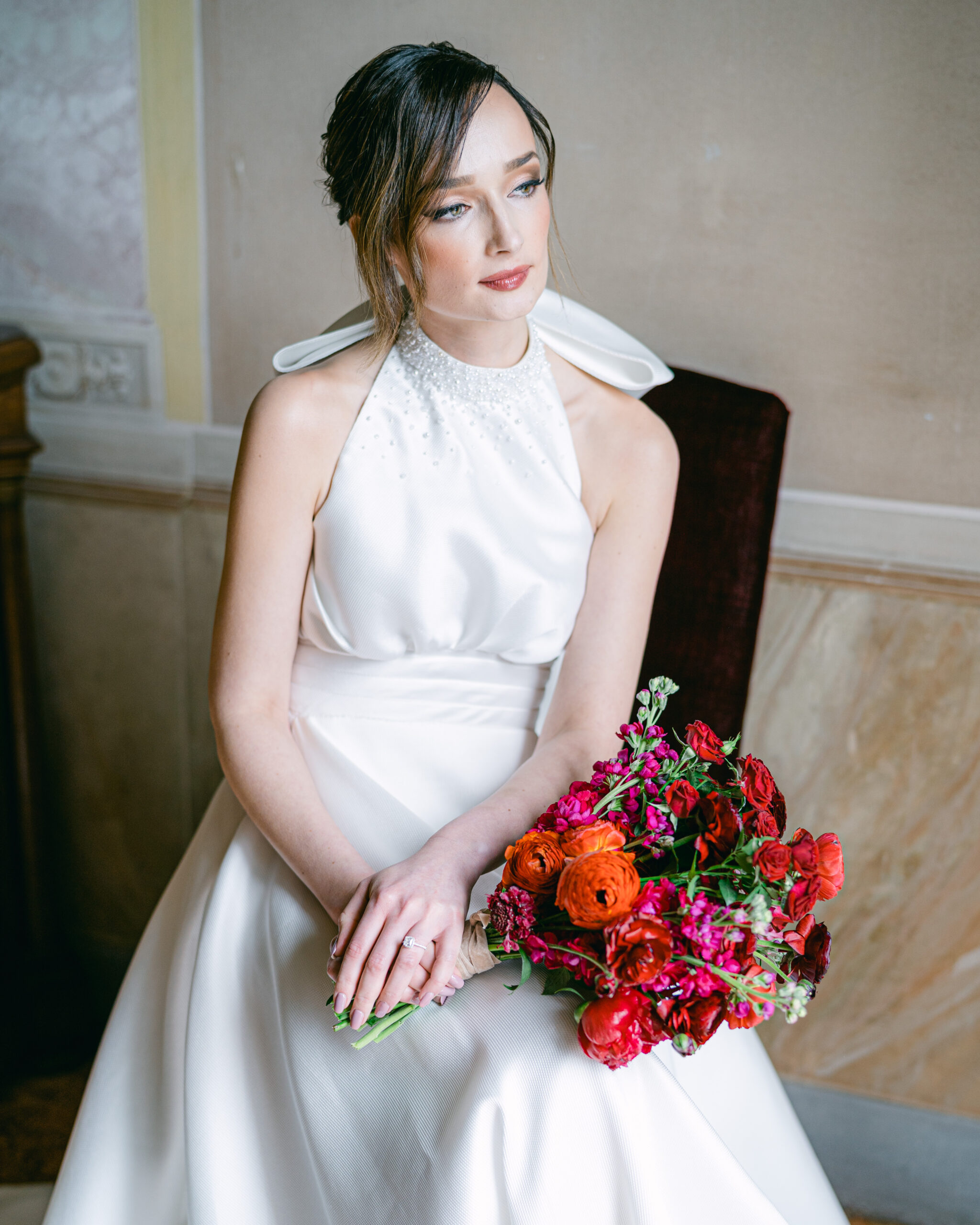 Bride with bold coloured bouquet at Lake Como wedding