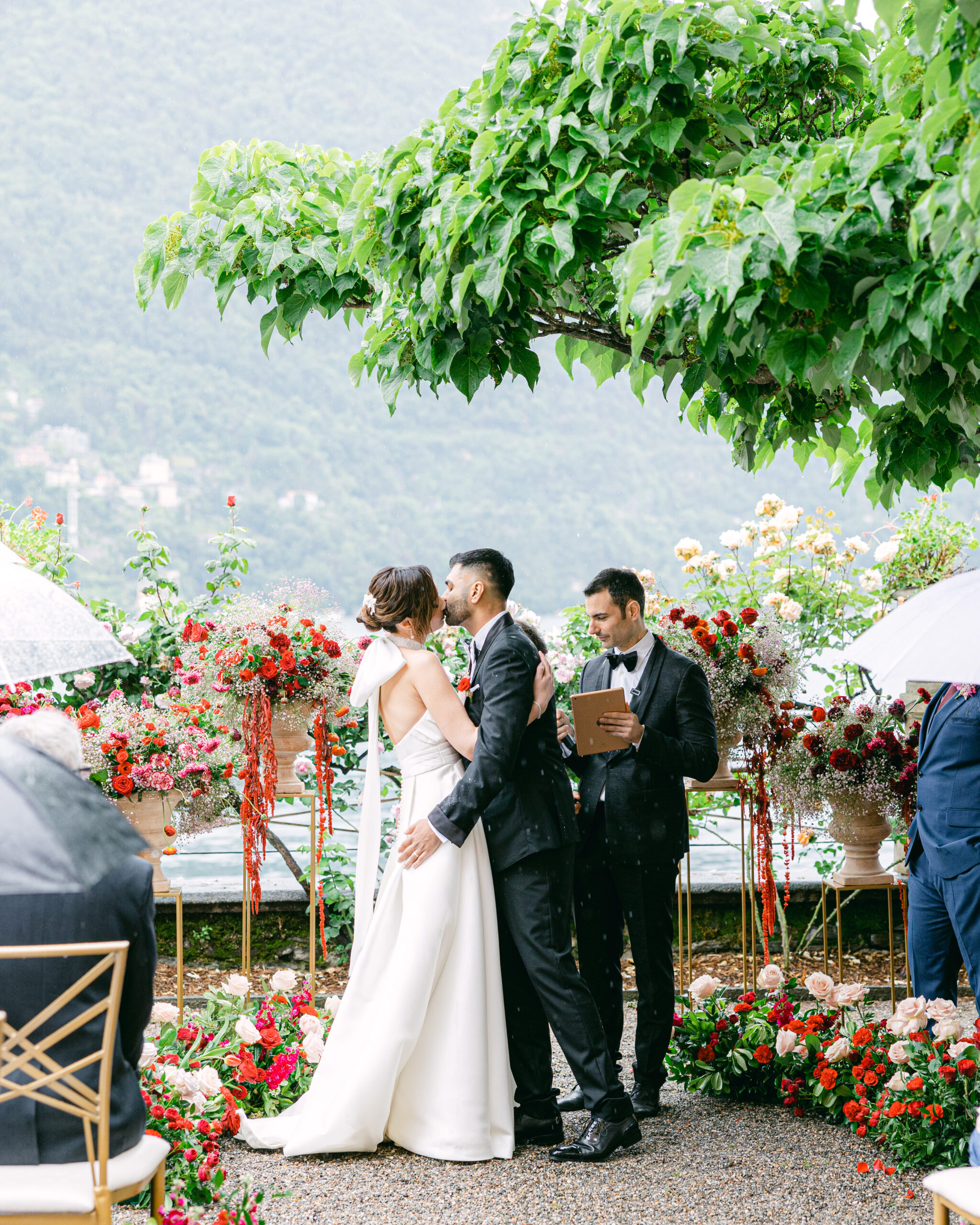 Outdoor wedding ceremony at Villa Pizzo on Lake Como