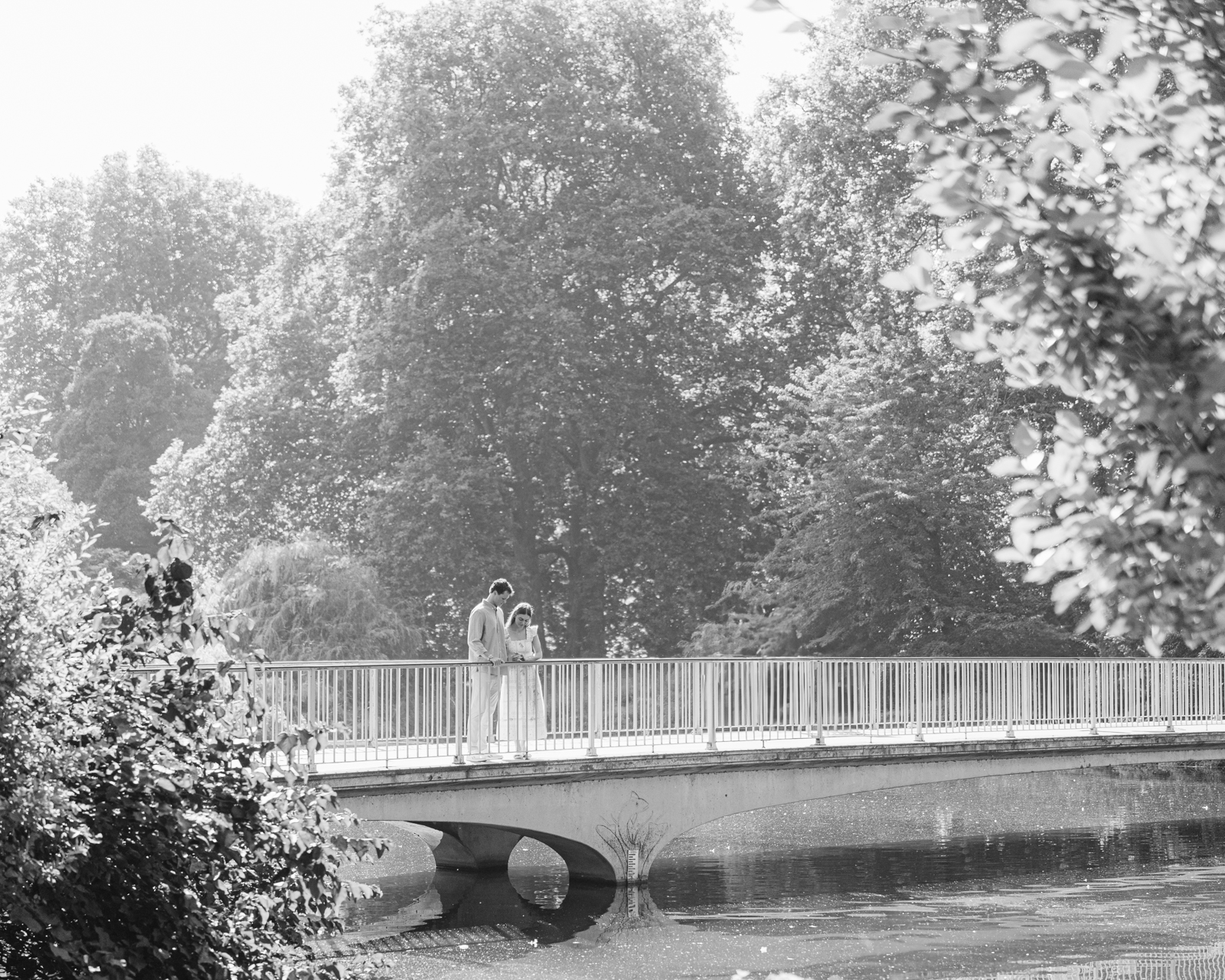 Engagement photographs in London's St James's Park